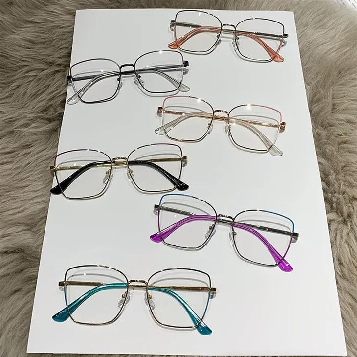blue light blocking glasses